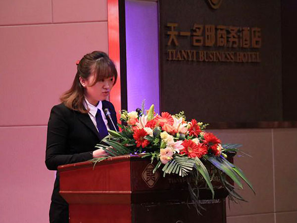 郴州錦馬置業(yè)有限公司,會(huì)議室,標(biāo)準(zhǔn)房,豪華房,商務(wù)房,娛樂房,商務(wù)休閑房,豪華套房哪里好 郴州錦馬置業(yè)有限公司,會(huì)議室,標(biāo)準(zhǔn)房,豪華房,商務(wù)房,娛樂房,商務(wù)休閑房,豪華套房哪里好